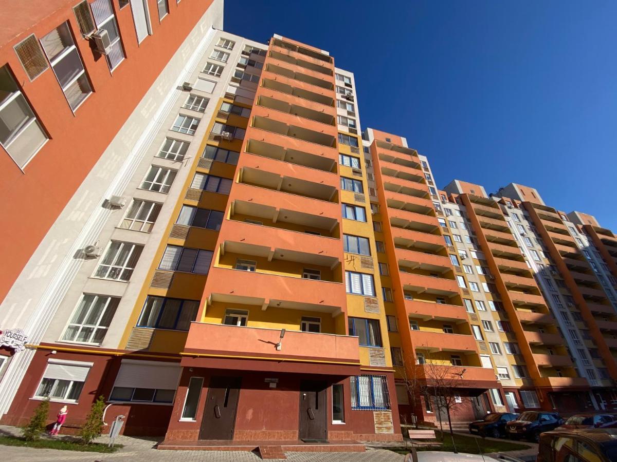 Two Bedroom Large Apartment In Chisinau Exterior photo