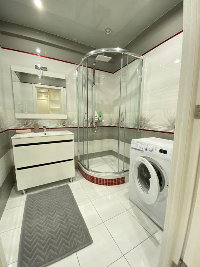 Two Bedroom Large Apartment In Chisinau Exterior photo