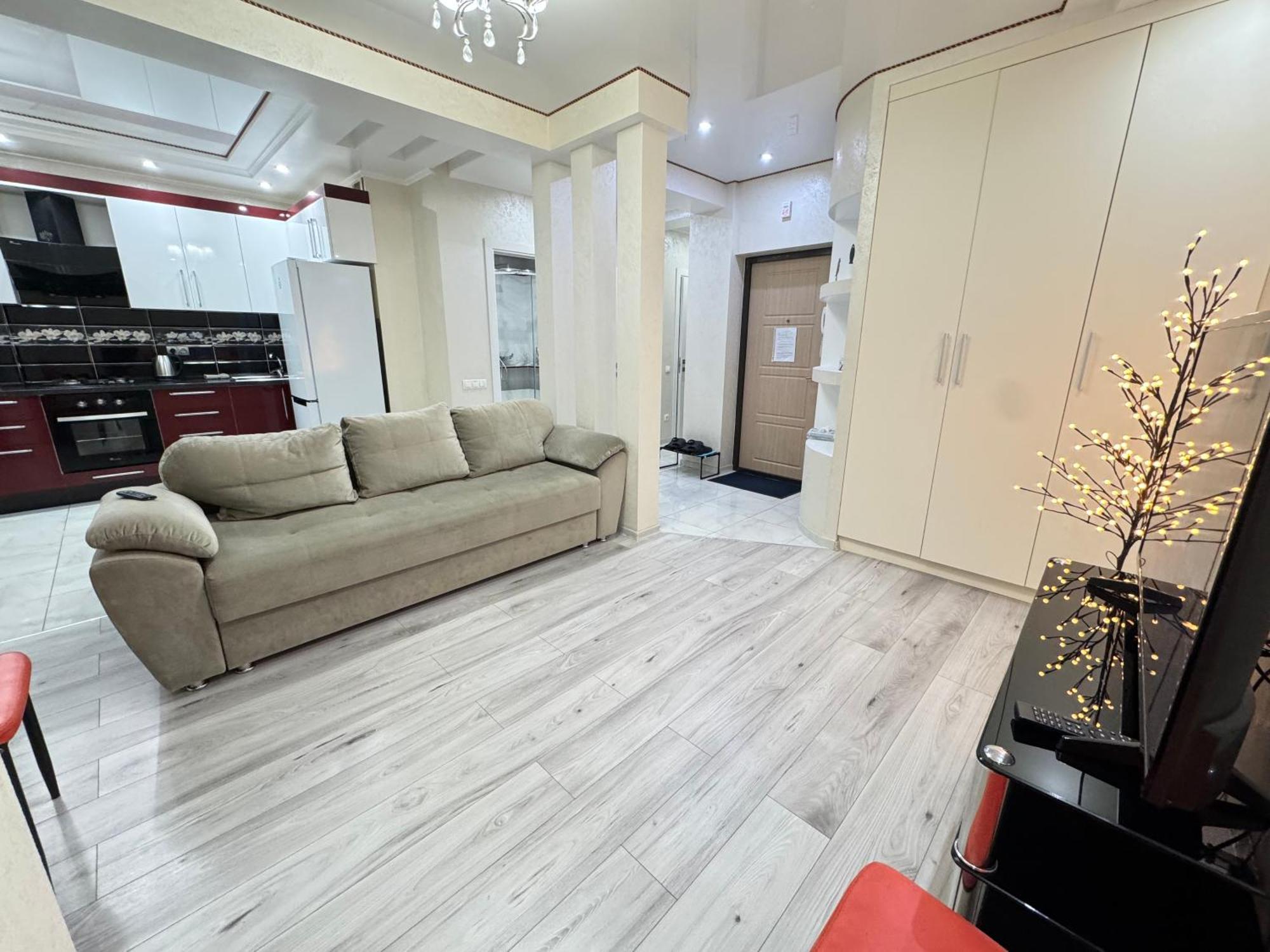 Two Bedroom Large Apartment In Chisinau Exterior photo